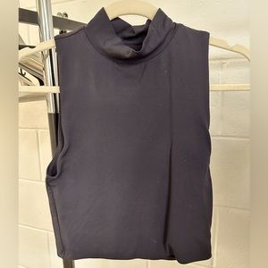 Like new Babaton contour cropped sleeveless turtleneck in size small